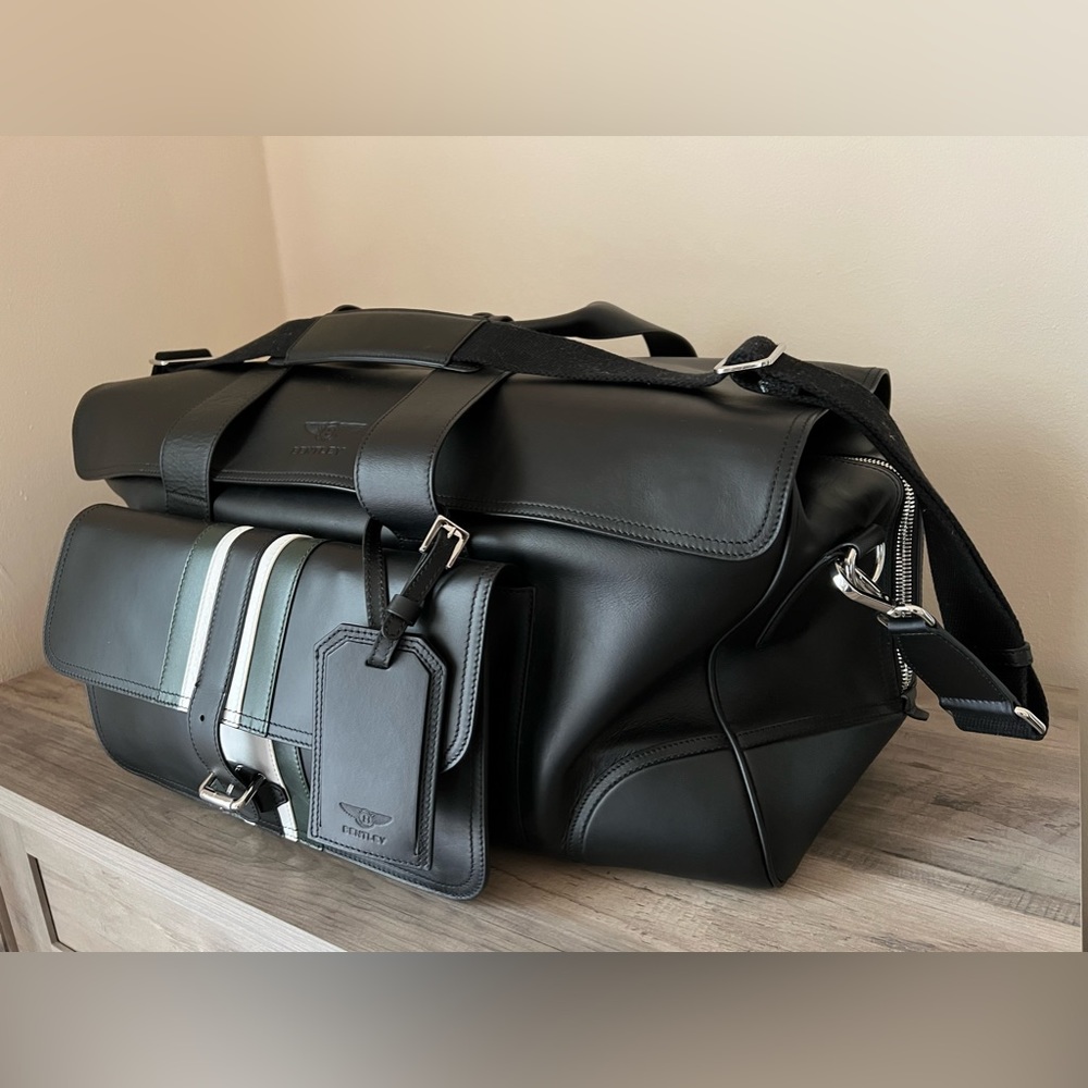 Bentley Heritage Weekender (With Dust Bag and Removeable Shoulder Strap)